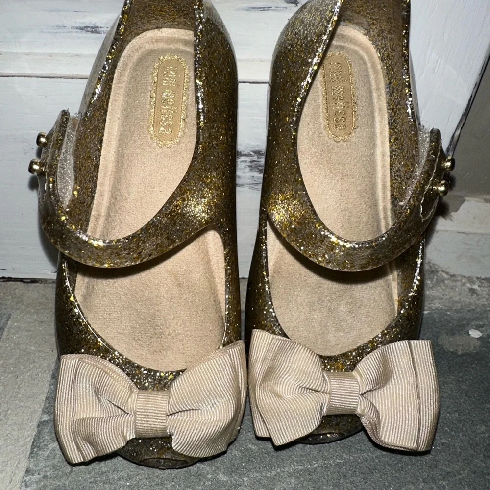 Mini Melissa Glittery Gold Kids Shoes with Bow size 8